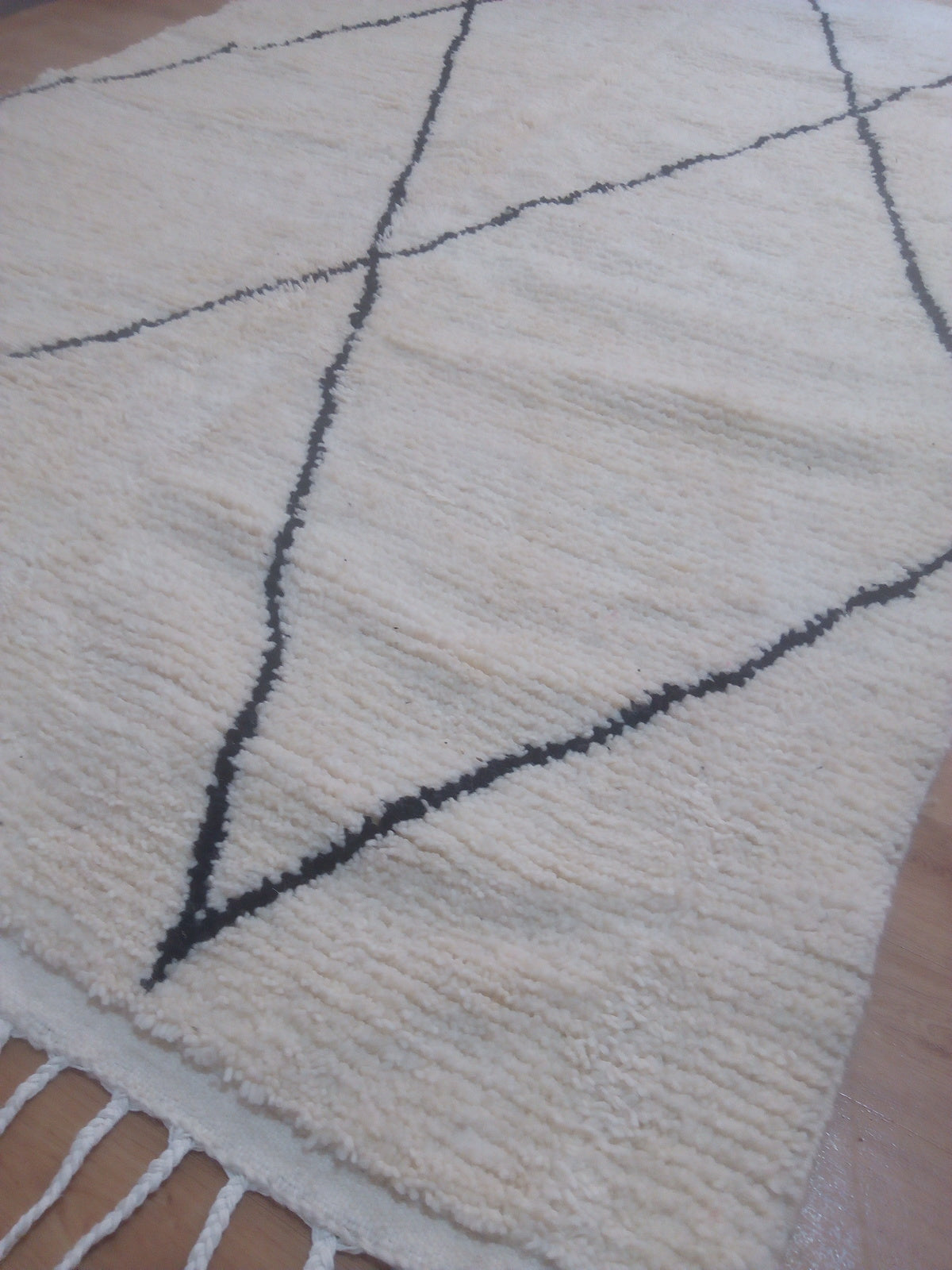 Wool Berber Carpet - 241x151cm- Natural Wool - APR23200