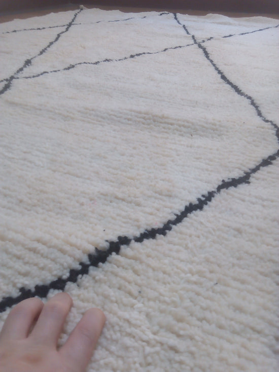 Wool Berber Carpet - 241x151cm- Natural Wool - APR23200