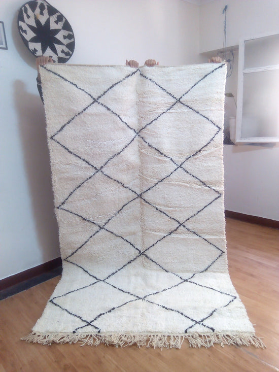 Wool Berber Carpet - 260x153cm- Natural Wool - FIV23010